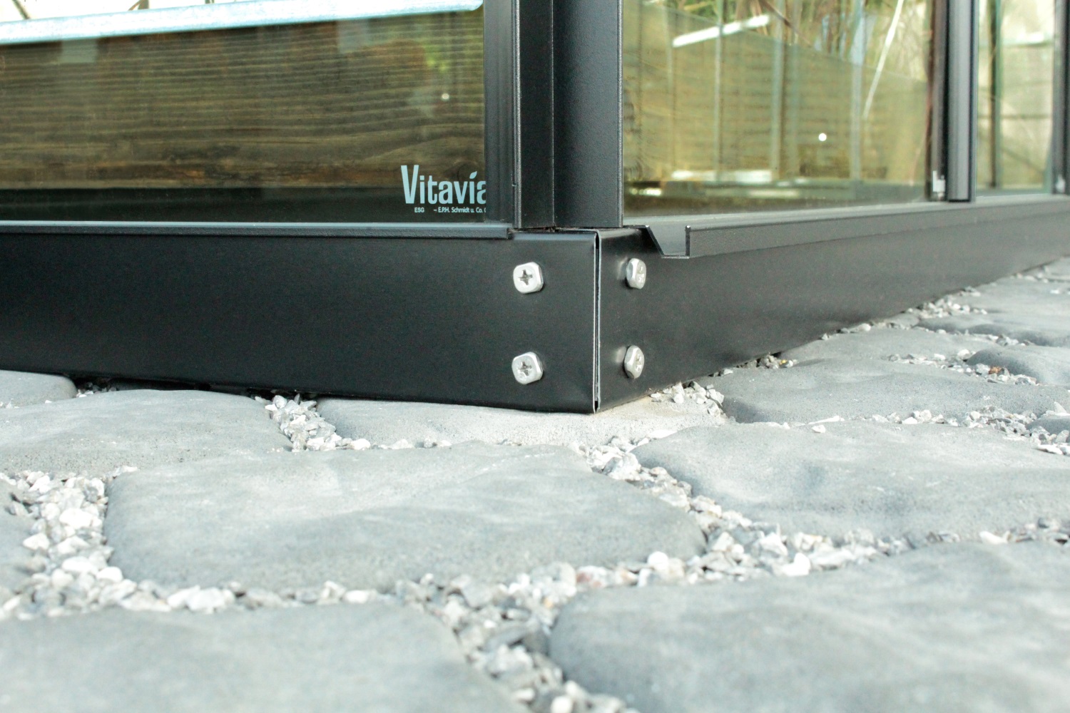 Vitavia Stahlfundament für Gewächshaus Dione 6700, 6cm, schwarz